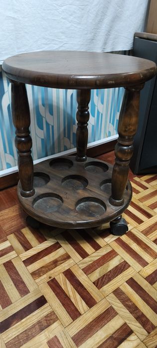 Mesa de apoio em madeira