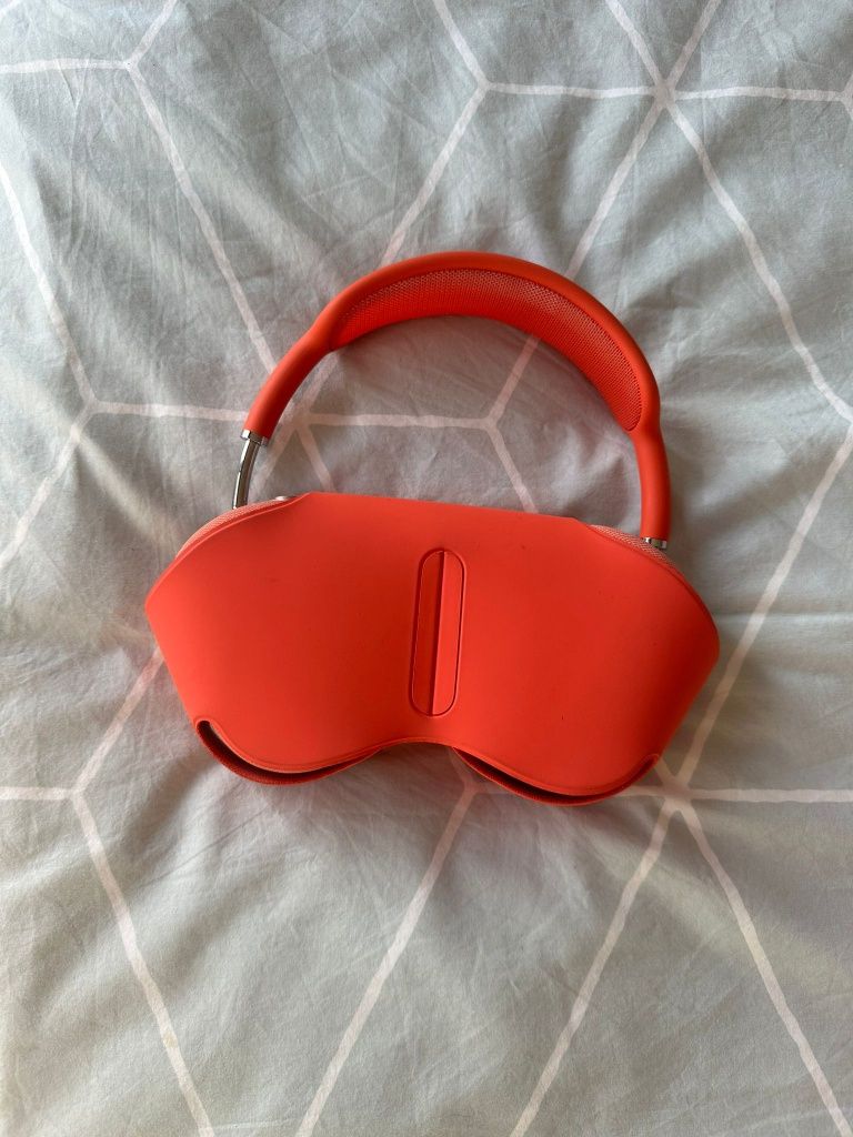 AirPods Max Apple