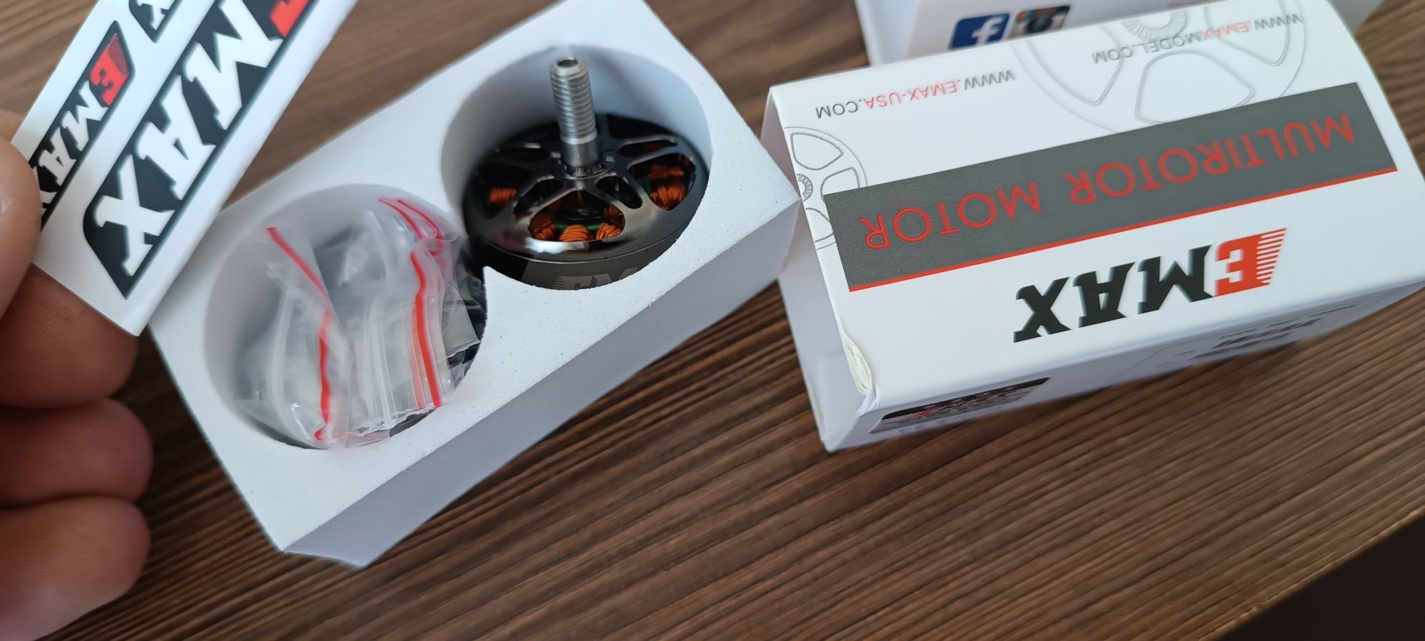Мотори EMAX ECOII 2807 1300kv