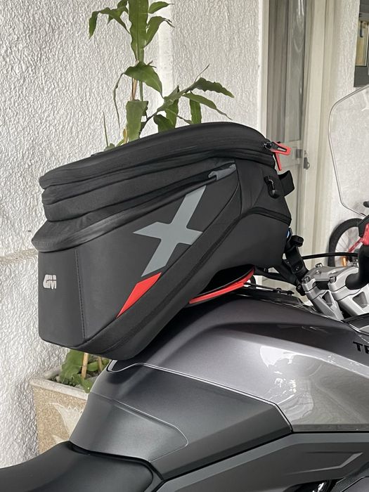 Mala tanklock Givi XL-04