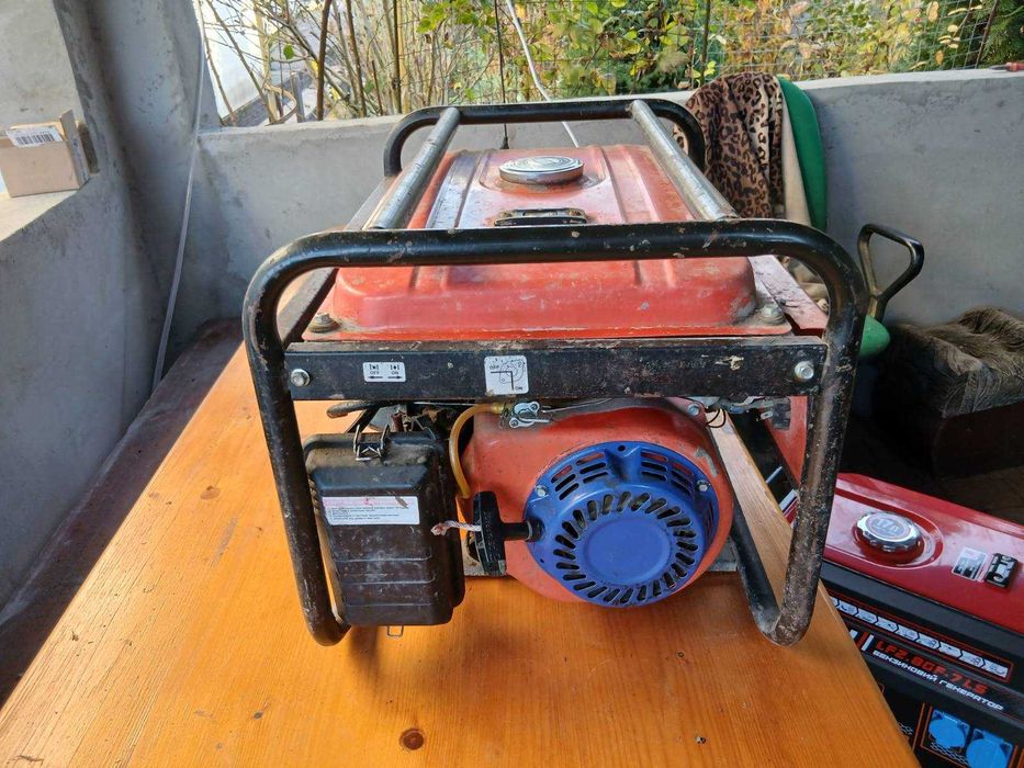 генератор бригадир газ бензин мідь.2.8квт