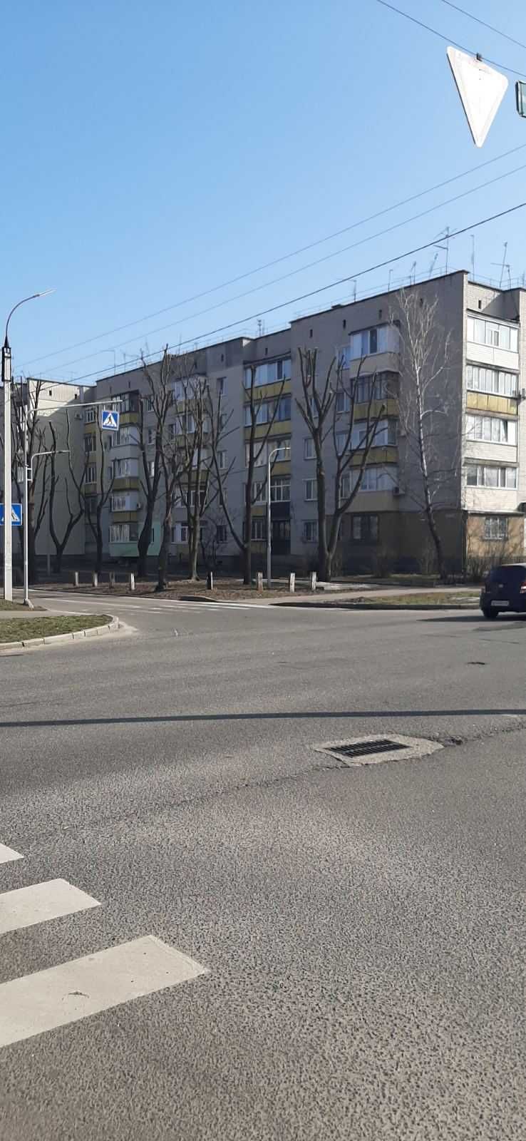 ЦЕНТР !   2 ком Чешка,    52 м2 ,  2/5к , Хозяин