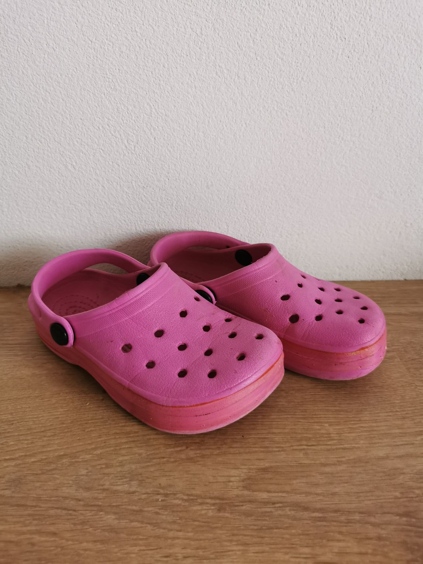 Klapki a'la crocs, rozmiar 26/27