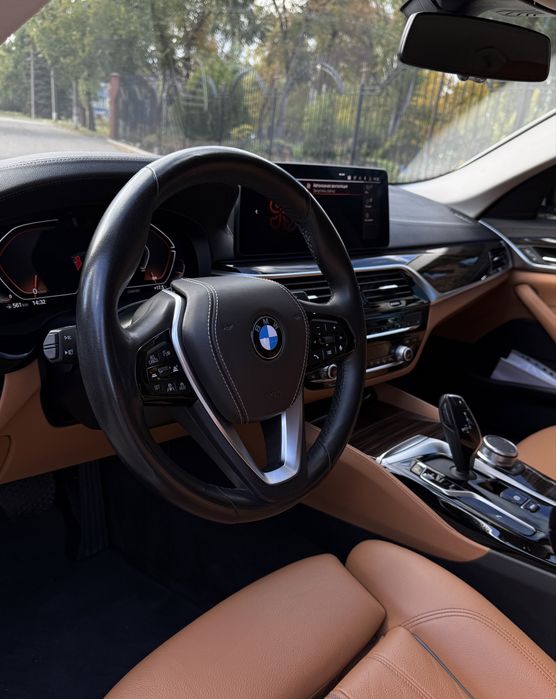 Продам машину Bmw 5 series 2.0 бензин