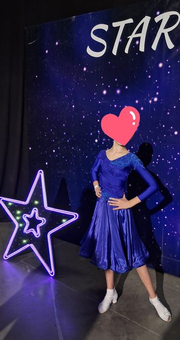 Бальне плаття для дівчинки