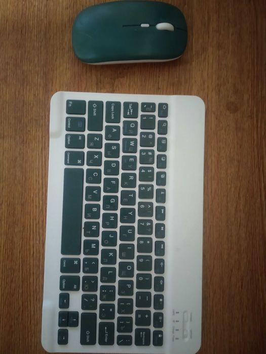 Bluetooth клавиатура+мышь