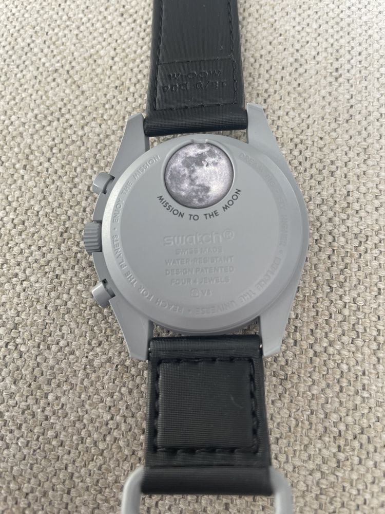 Relógio Omega X Swatch MoonSwatch 102-109