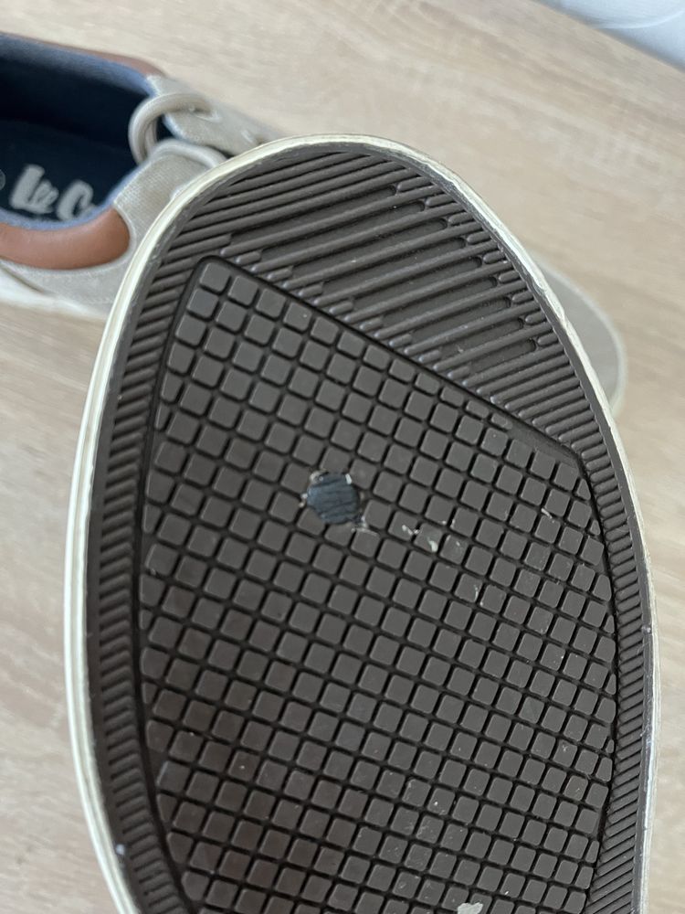Взуття літнє чоловіче Lee Cooper