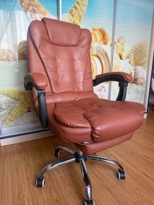 Крісло офісне в ідеальному стані