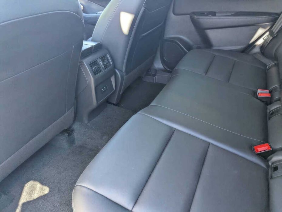 Nissan Rogue SV      2023