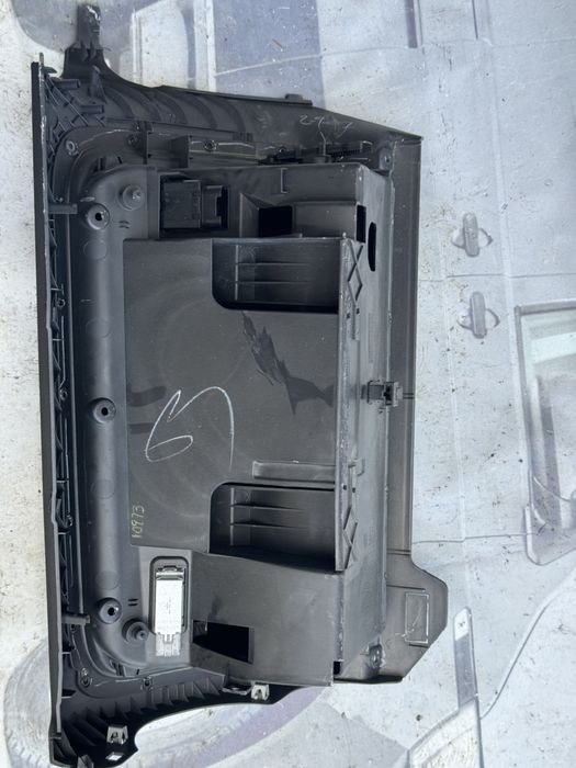 Бардачок golf 5 jetta гольф джета 5