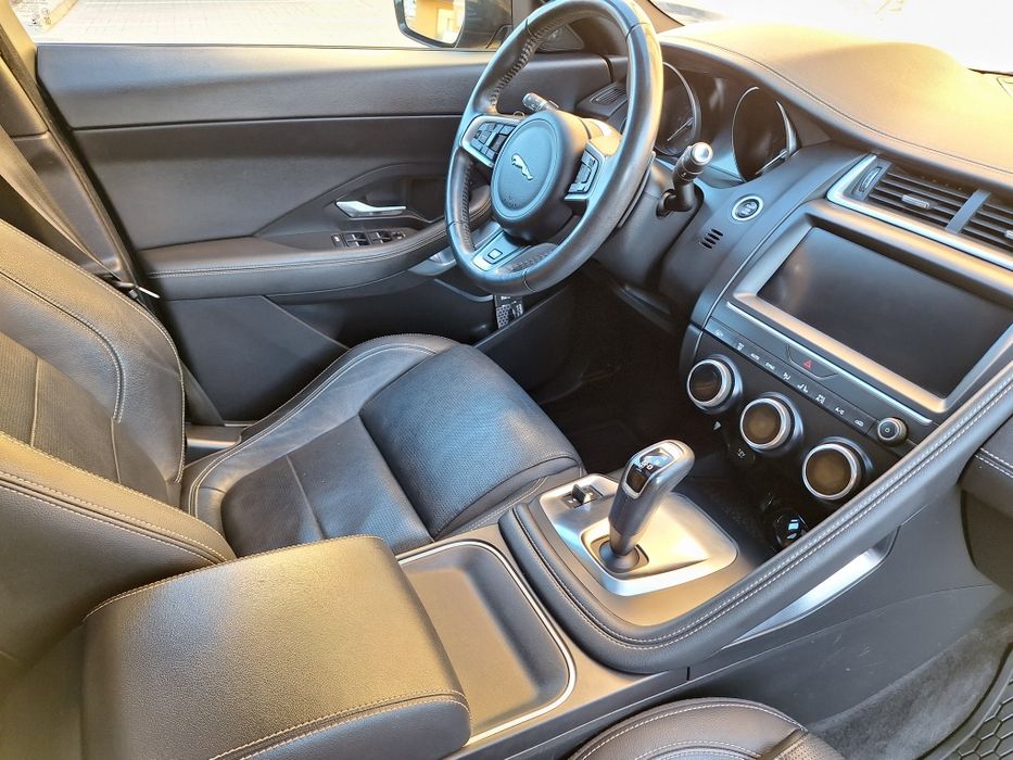 Ягуар, Jaguar e-pace P300, Sport 2.0l 300 к.с.