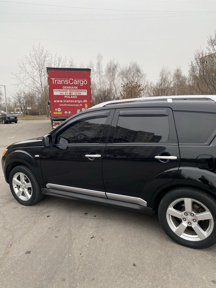 Mitsubishi Outlander XL 2008 2.4