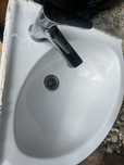 Umywalka ceramiczna z bateria uzywana 5 miesiecy
