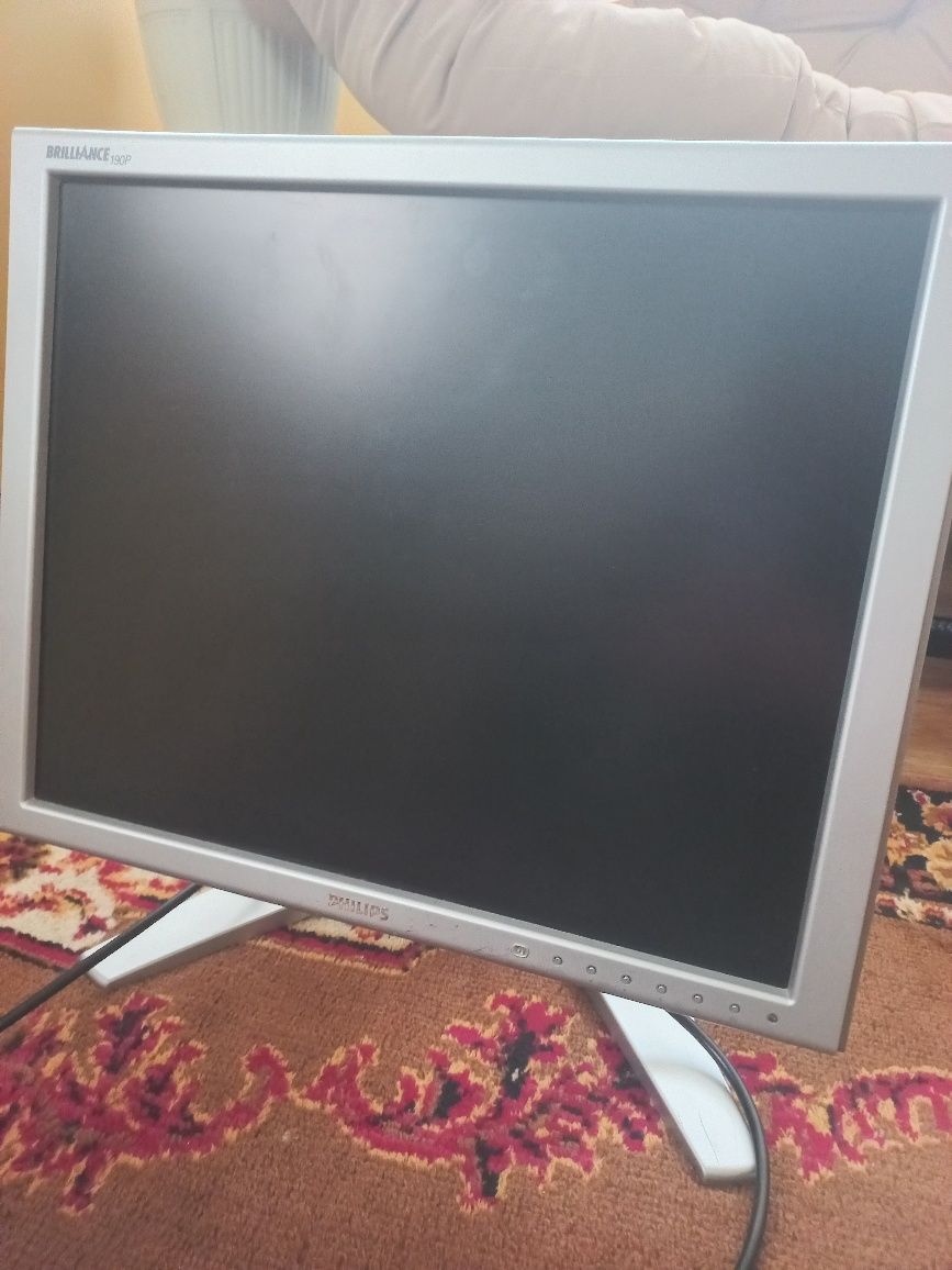 Продам монитор Philips Brilliance 190P