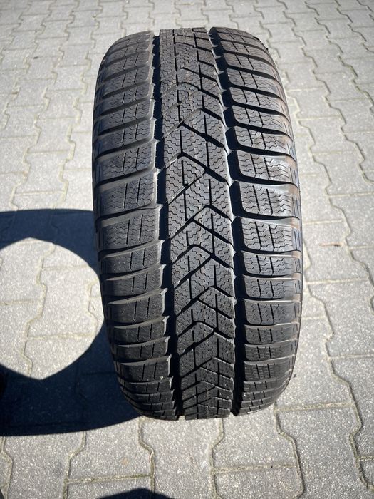 #Opona pirelli 225/45/17 pojedynka