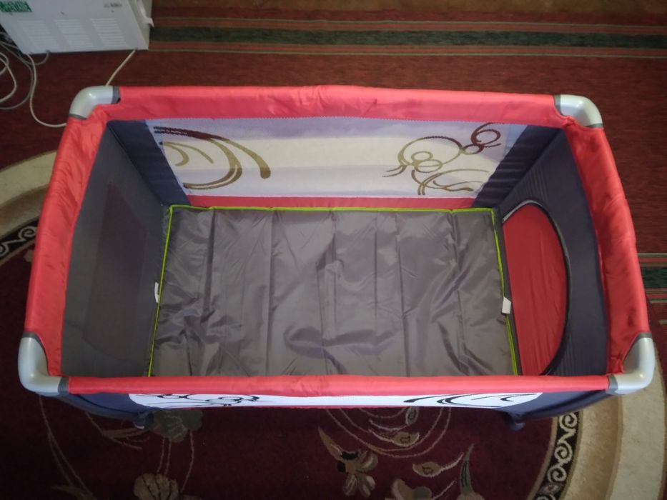 Ліжечко - манеж з пеленатором. Touragoo. НОВЕ