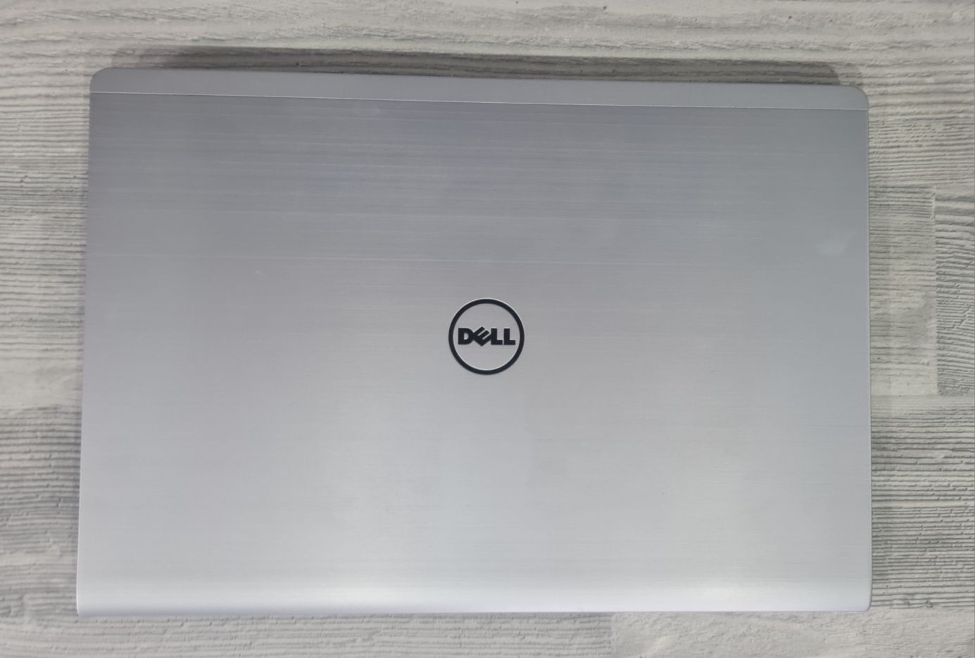 Laptop DELL, Intel I7, 8GB ram, 1TB SSHD, dwie grafiki, 17,3 cala