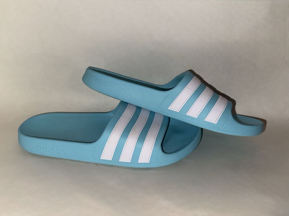 Оригінальні шльопанці Adidas шльопки, тапочки, сланцы шлепанцы