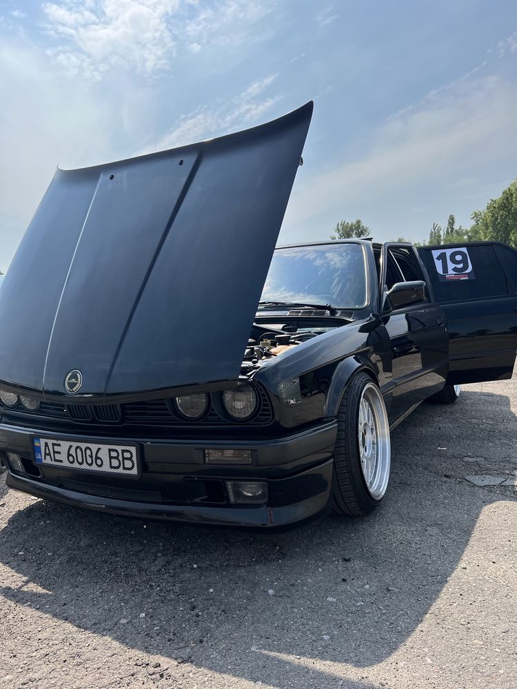 Продам E30 bmw 320 m52b28tu е30 2.8