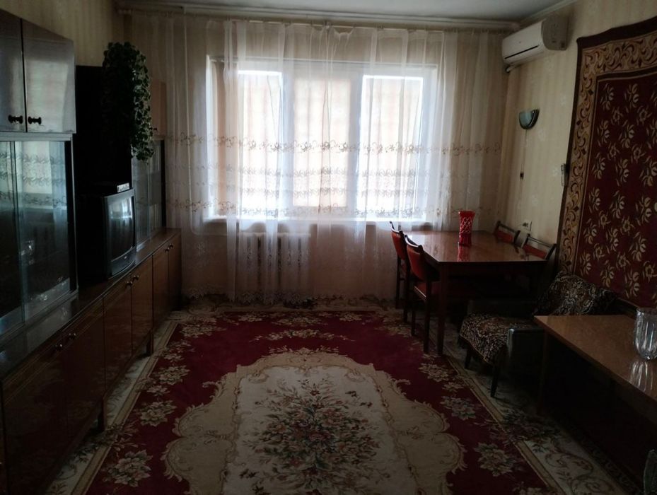 Сдается 3х комнатная квартира в районе рынка