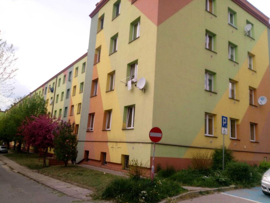 Mieszkanie 43 m Dwa Pokoje Kuchnia Korytarz Łazienka Plus Piwnica