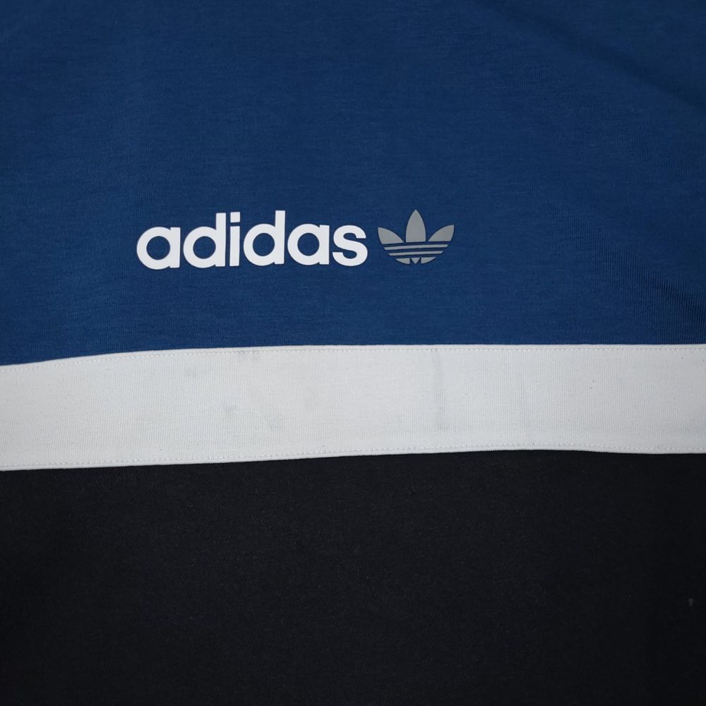 Bluza adidas z nadrukiem, adidas sweatshirt