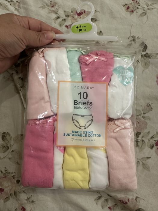Трусики primark 4-5 років