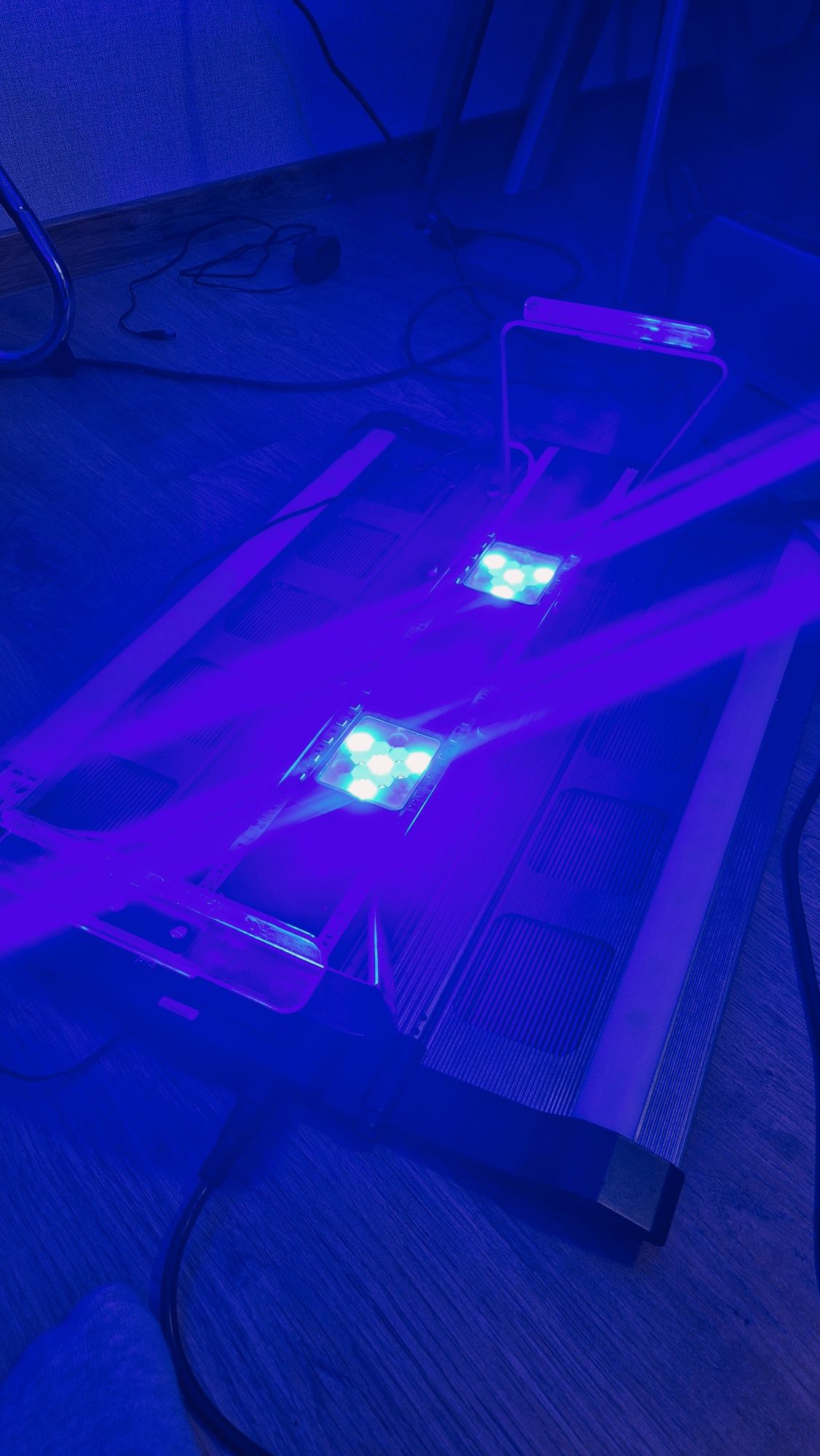Lampa LED Maxspect Recurve R6- 060 160W do akwarium morskiego
https://