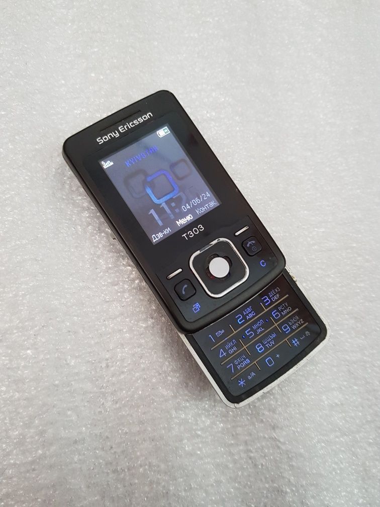 Sony Ericsson  W595