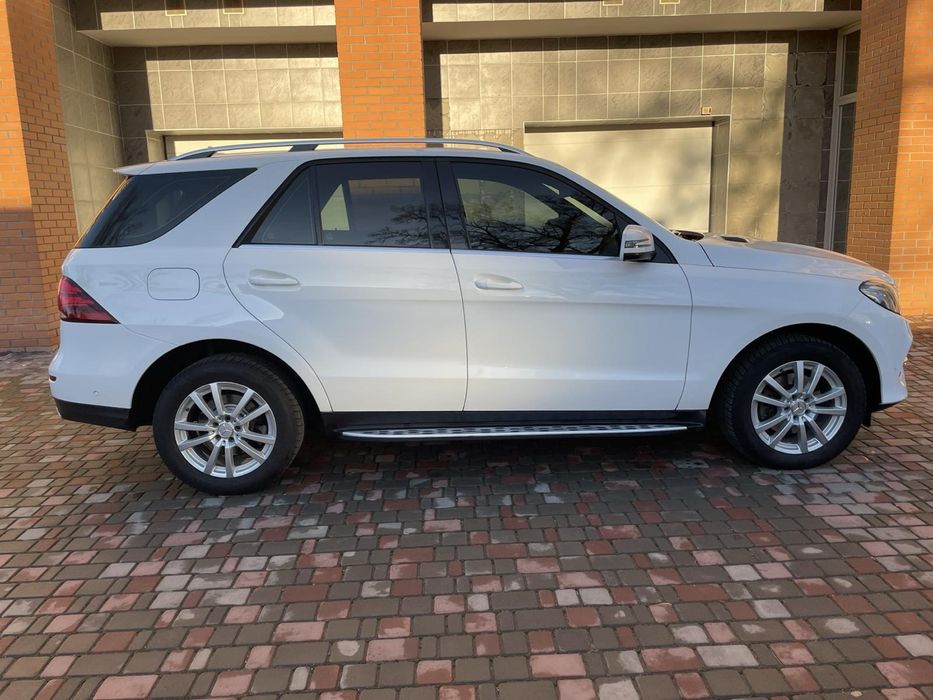 Mercedes Benz GLE250