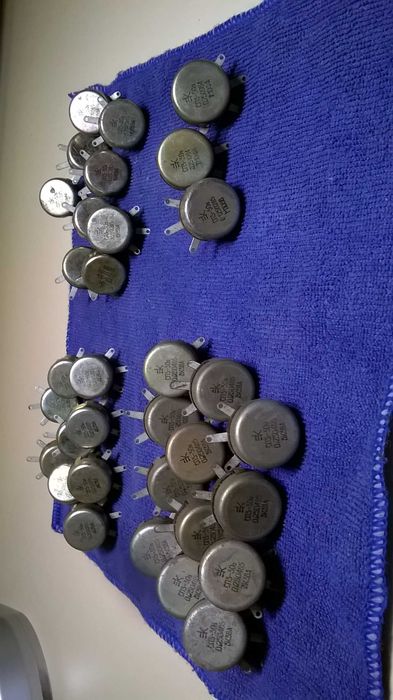 Переменный резистор