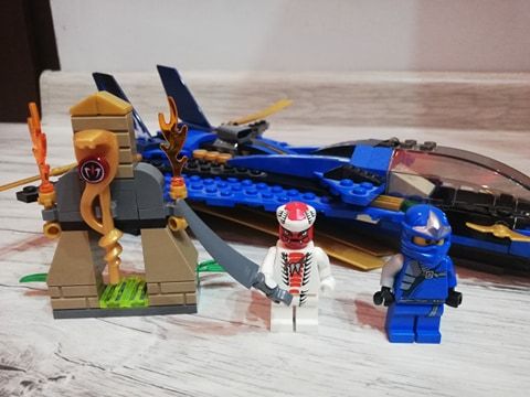 LEGO Ninjago 9442 Burzowy Myśliwiec Jaya Snappa