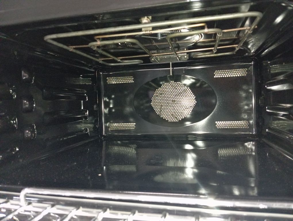2в1 Духовой шкаф + СВЧ микроволновка Whirlpool из Германии