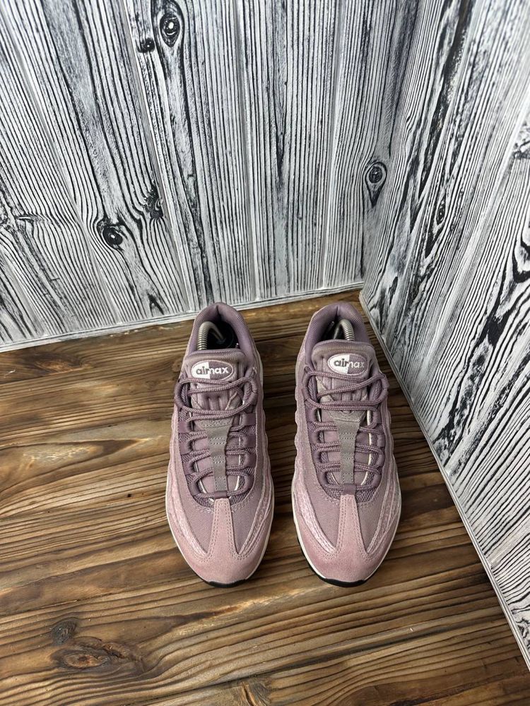 Кросівки - Nike AirMax 95 38р