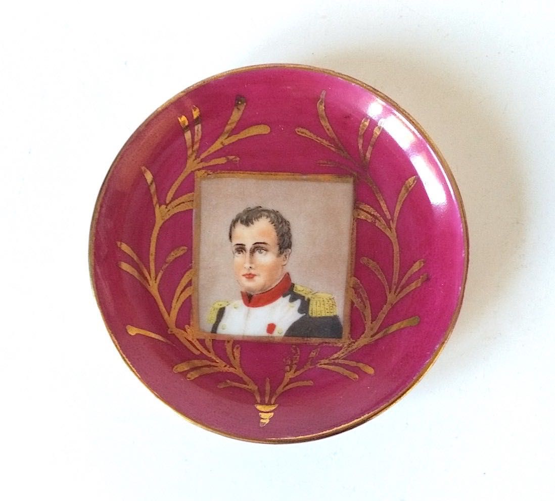 Zabytek talerzyk Napoleon Bonaparte ręcznie malowany porcelana