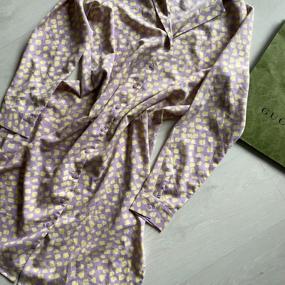 Sukienka M koszulowa Zara śliczna ciapki elegancka old money Pinterest
