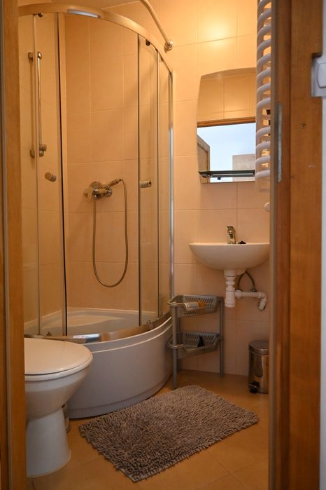 Apartament, pokoje gościnne przy lesie