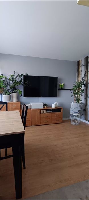 Mieszkanie na sprzedaż / 4 pokoje