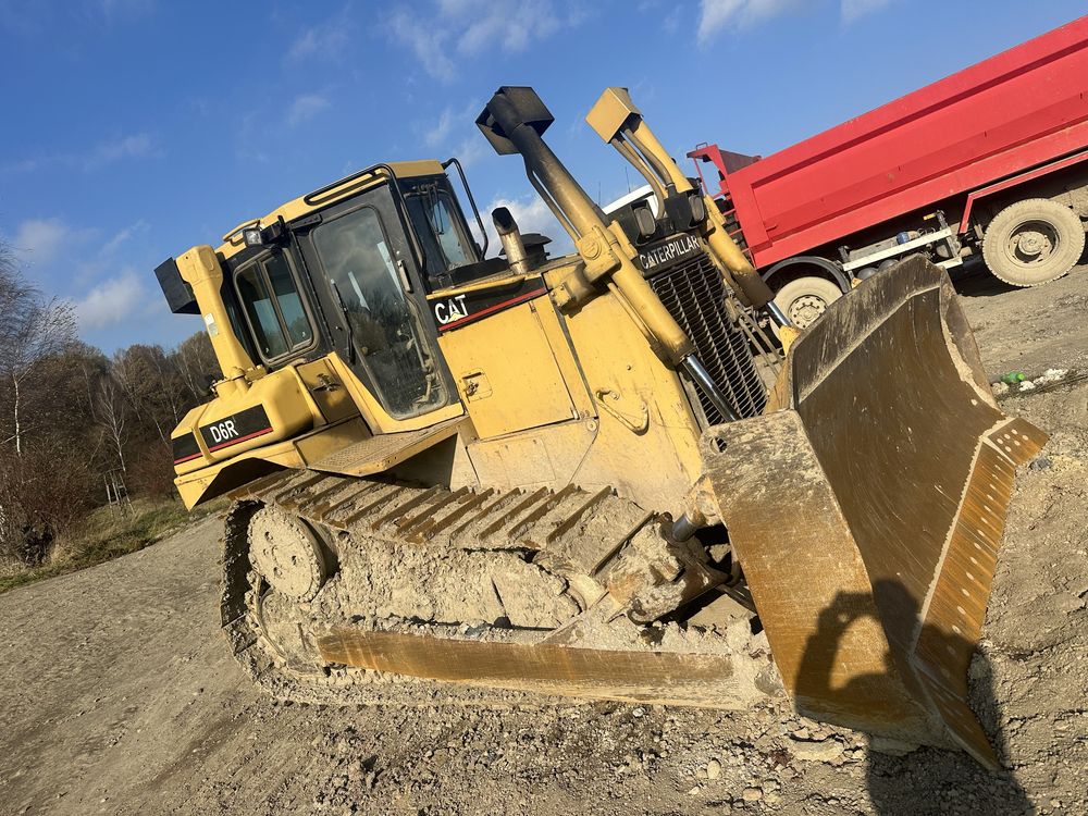 Usłygi spycharką, cat d6r, 25 ton spych/niwelacja teremu/równanie