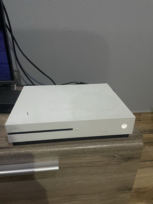 Xbox one s 1T + gry