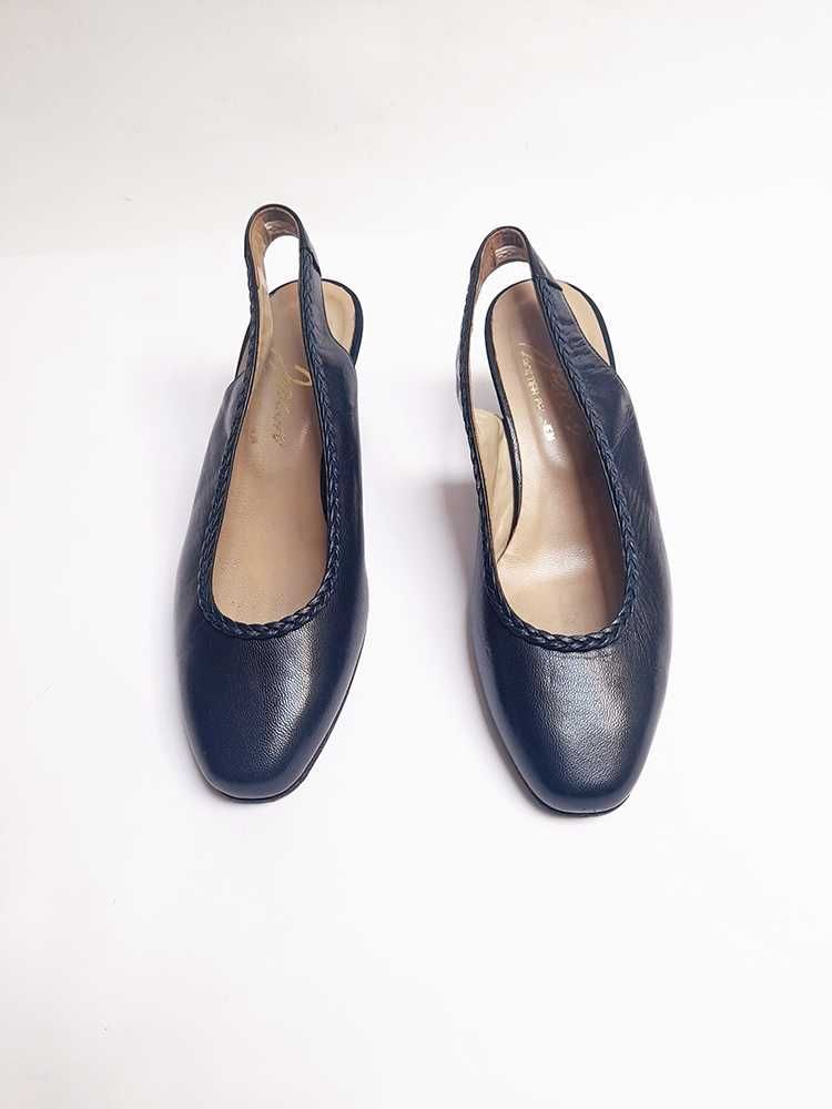 Sapatos Pele Salto Baixo Senhora 34