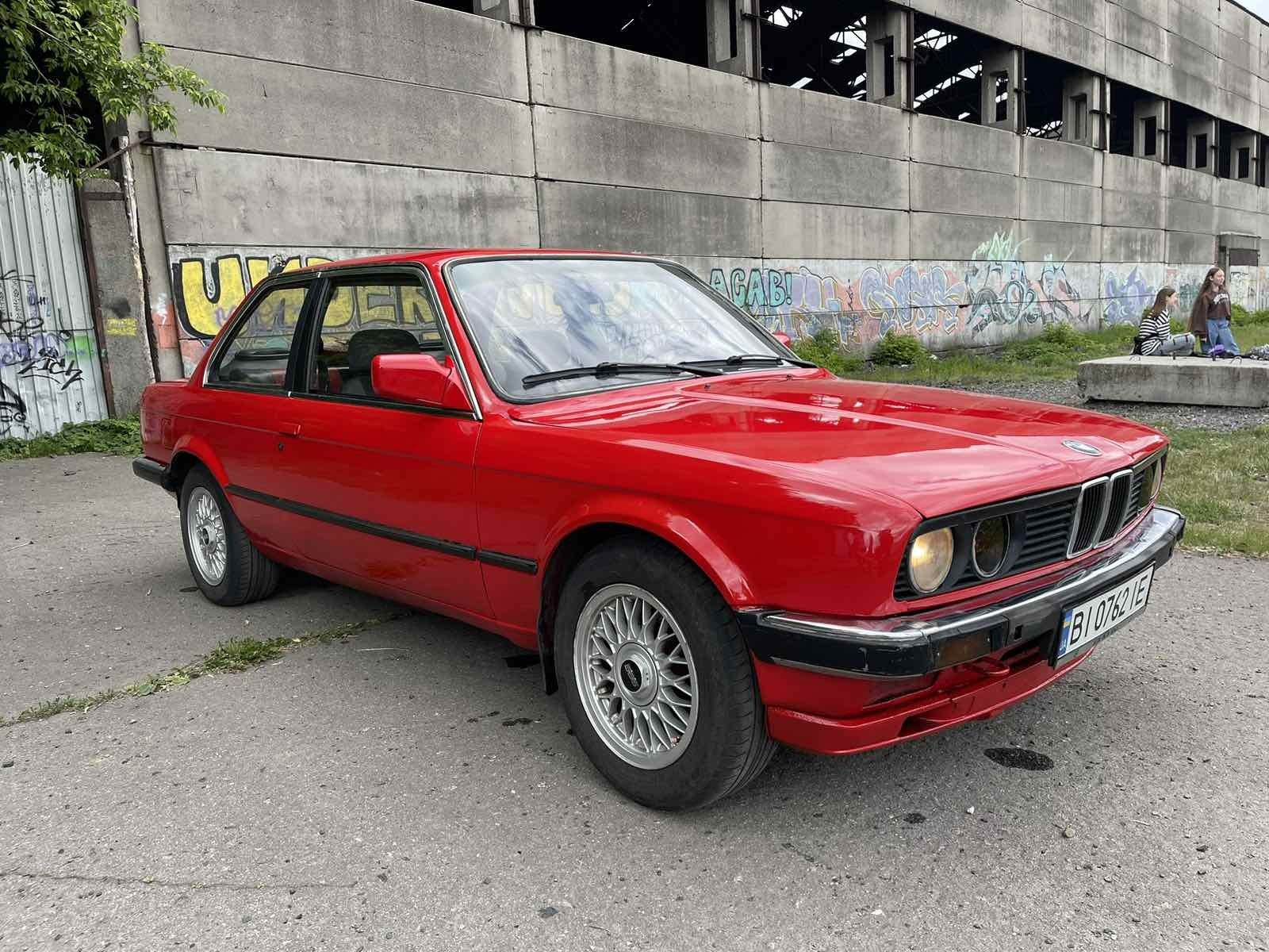 BMW e30 Купе 2.7 Газ