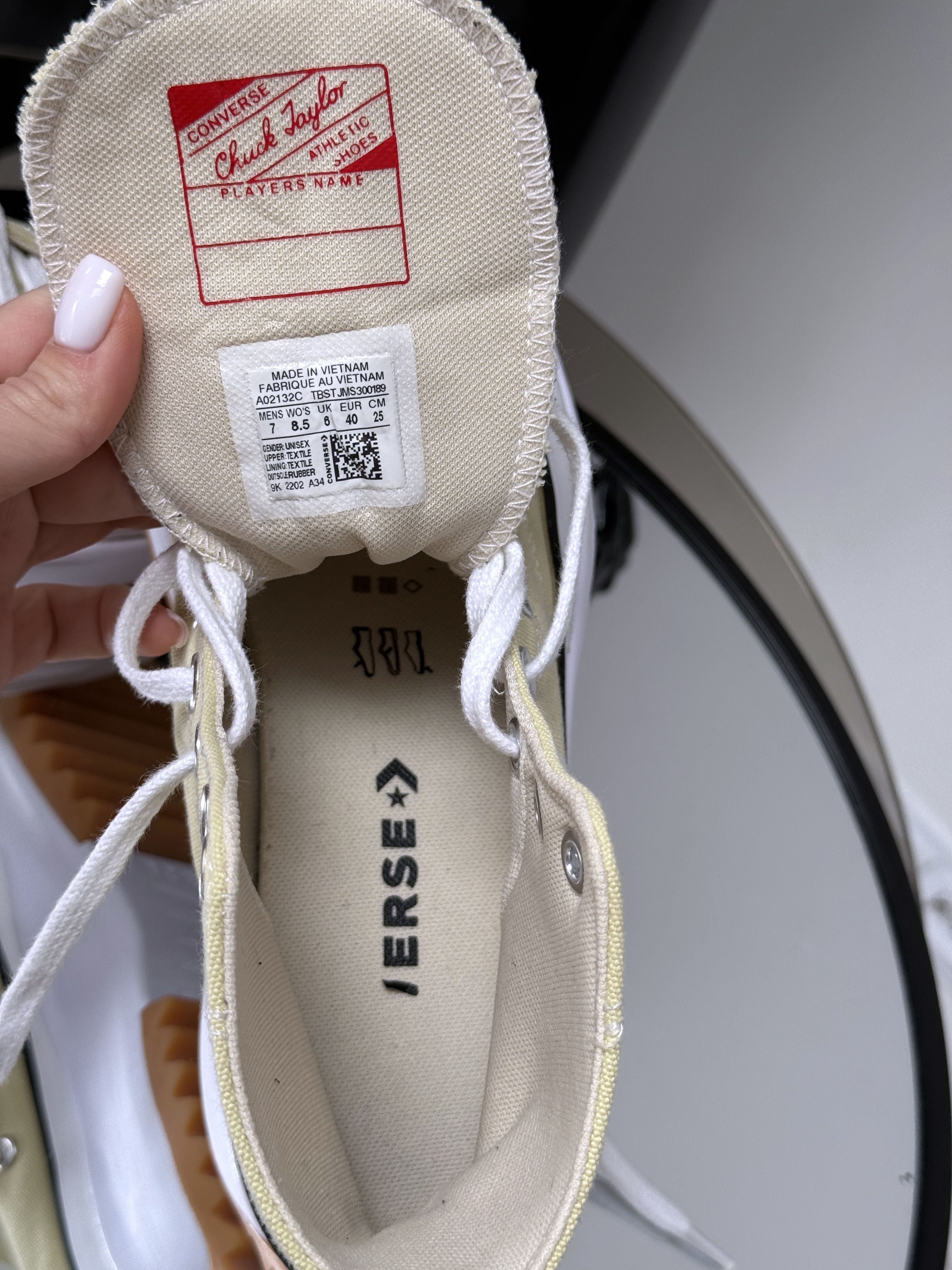 Мощные харизматичные кеды Converse Star Hike