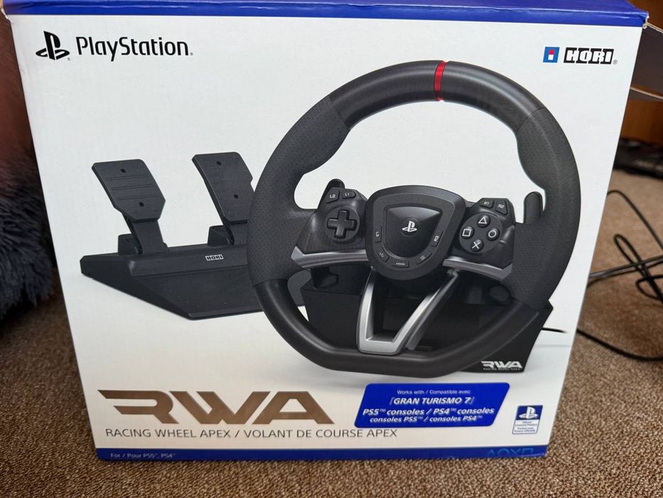 Hori Racing wheel Apex PS5/PS4/PC