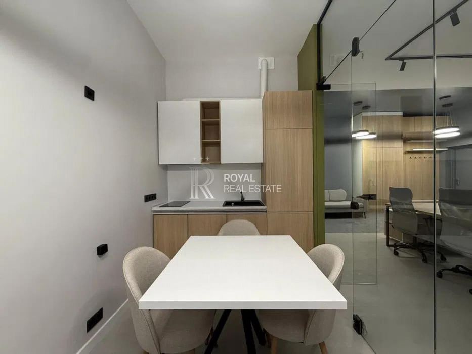 Оренда Офіс 75 м.кв вул. Володимирська 81Б Центр open space Кухня