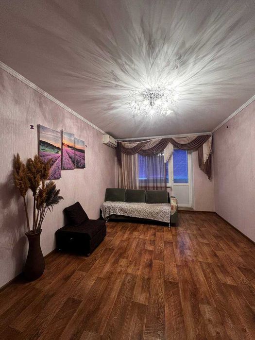 Продаю 3 комнатную  квартиру Ингульский (Китобоев)