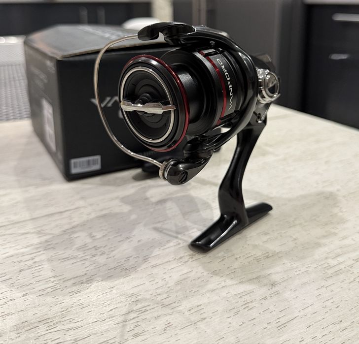 Катушка shimano Vanford C3000