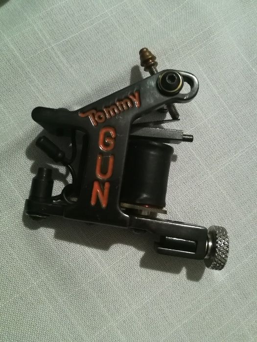 Máquina de Tatuar Tommy Gun