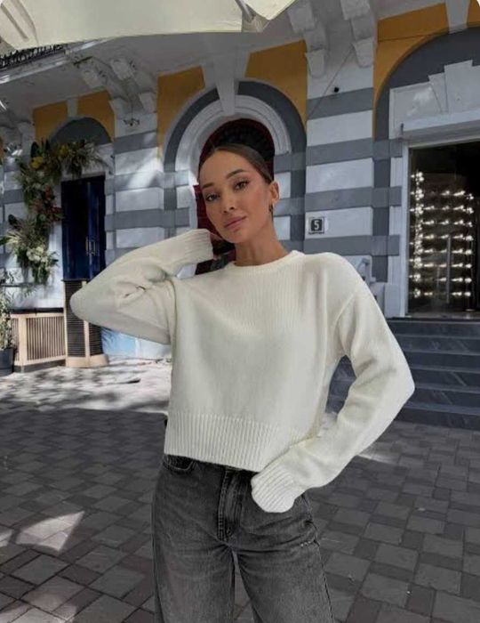 Светрик, дуже м'яка в'язка